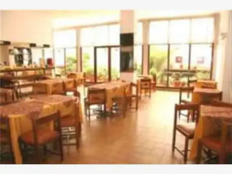 Hotel 92 hab. 3*