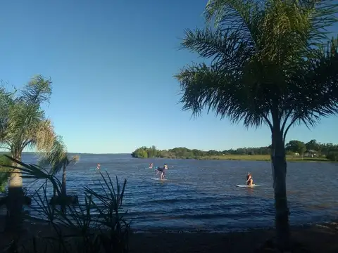 Casa en Venta con 4 cocheras