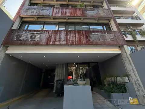 Av. Libertador 2451 piso 17º B y D