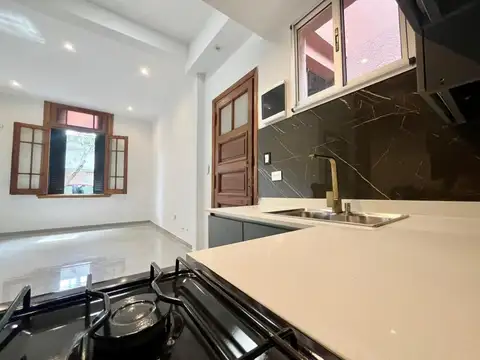 Depto Tipo Casa en Venta en Monte Castro, USD 158.700