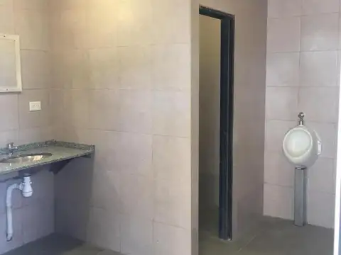 Galpon en Alquiler en Villa Rosa, USD 3.600