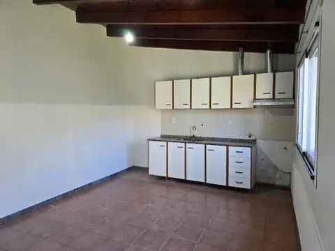 Casa en Alquiler en Funes, $ 590.000