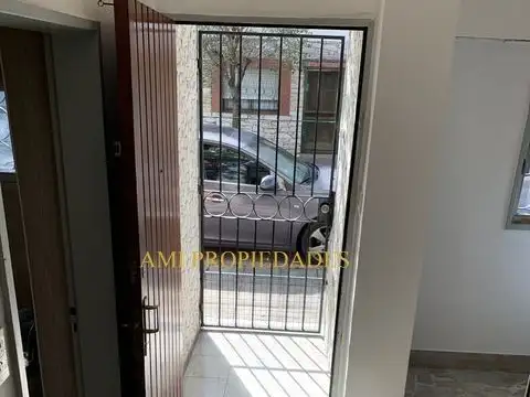Casa en Venta en Liniers, USD 200.000
