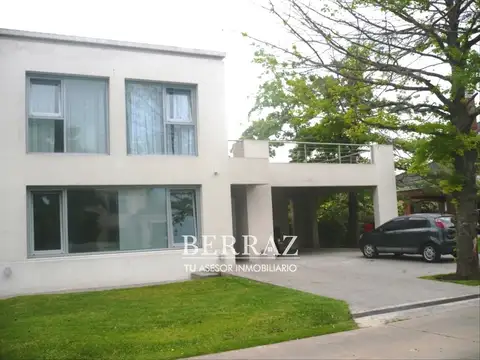 Casa Venta 5 ambientes en La Martinica Pilar lote de 1000 m2