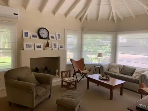 Casa en Venta en Pinamar, USD 398.000