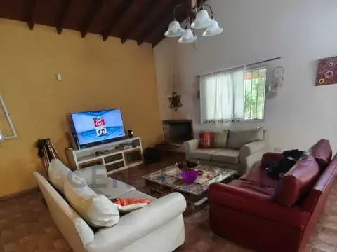 los girasoles y el jilguero , Piso 0