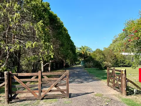 CHACRA EN VENTA - BARADERO (Chalet - parque - cabaña - galpón - campo libre)