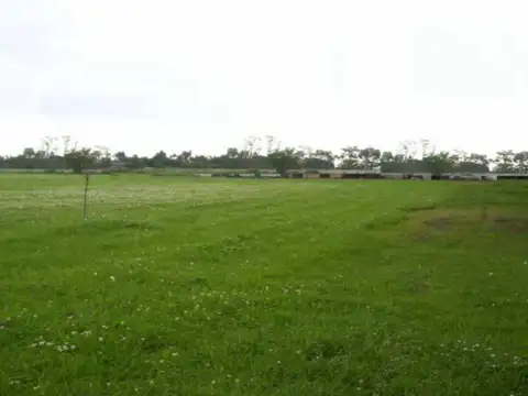 Casa 2 ambientes con 1 baño