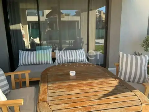 Casa en Alquiler de 3 dormitorios