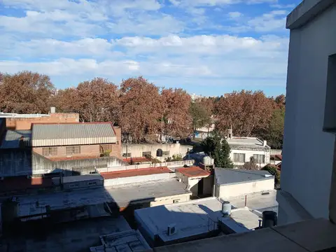 Departamento en Alquiler en Luis Agote, $ 480.000