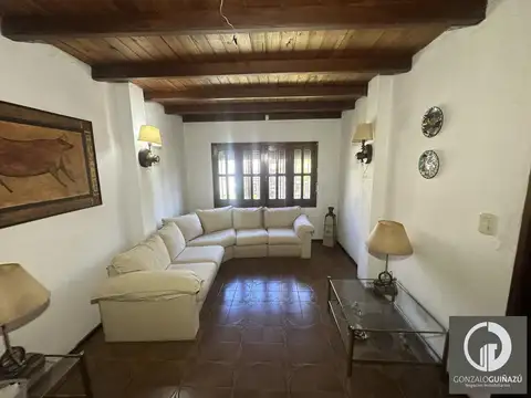 Casa Venta 4 Dormitorios  - La Florida - Alberdi