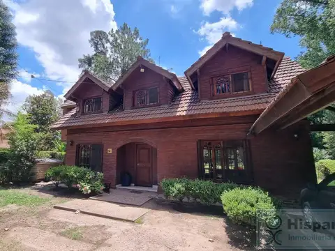 Hermosa casa en venta sobre la calle Necochea, Del Viso Pila