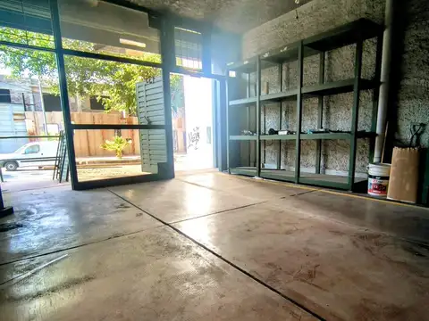 Local en Alquiler 49 años