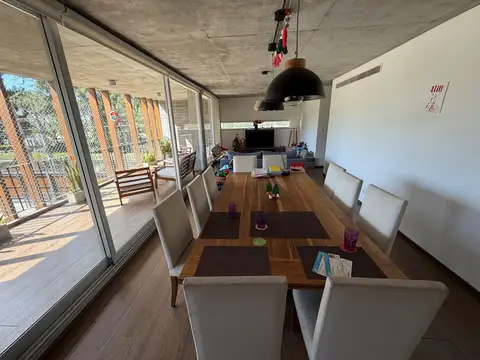Departamento 4 ambientes con 3 baños