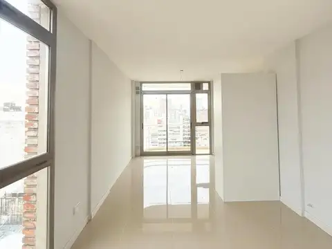 3 de Febrero entre San Martín y Maipú