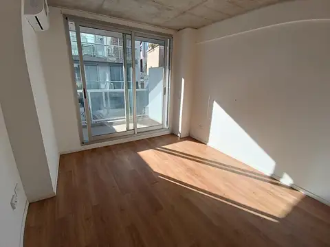 Monoambiente con balcón a estrenar