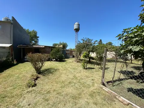 Casa - Venta - Argentina, Lobos - ANGUEIRA 1800