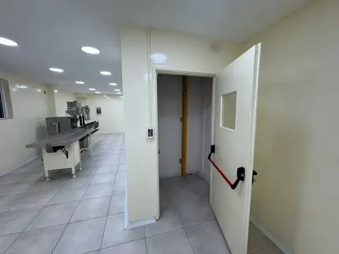 Galpon en Venta en Ciudadela, USD 290.000