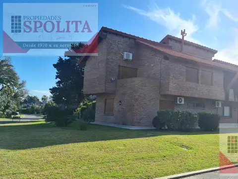 Casa en Venta con 7 cocheras
