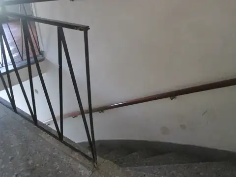 Depto Tipo Casa en Alquiler de 4 ambientes