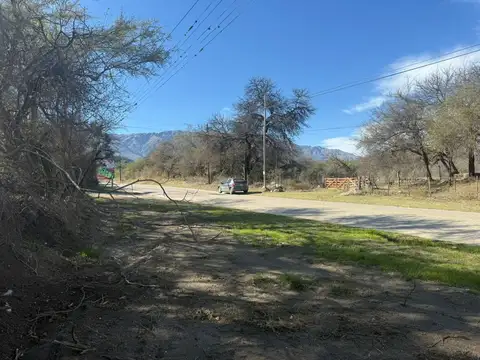 Terreno en Venta en Loma Bola, USD 10.000