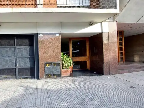 Av. Asamblea 1442 piso 3°