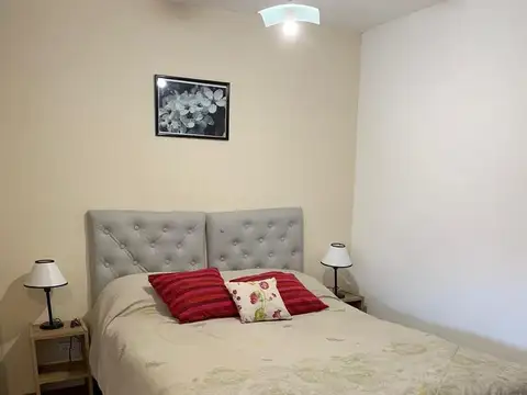 Depto Tipo Casa en Alquiler de Monoambiente