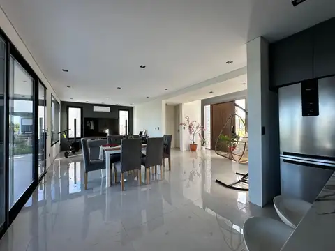 Sg Casa Venta Con Financiación Pilar 100