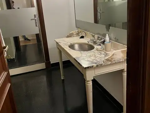 Depto Tipo Casa en Alquiler Temporal de 9 ambientes
