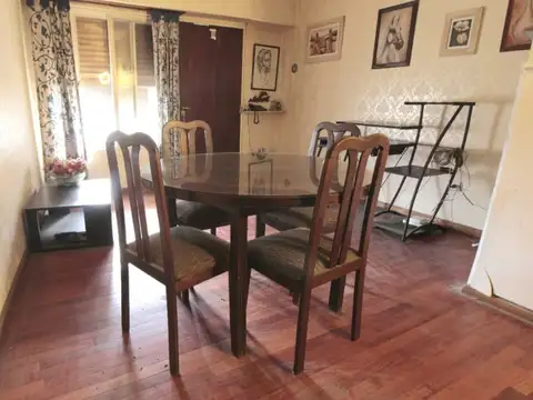 Depto Tipo Casa 3 ambientes con 1 baño