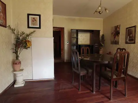 Depto Tipo Casa en Venta en El Palomar, USD 75.000