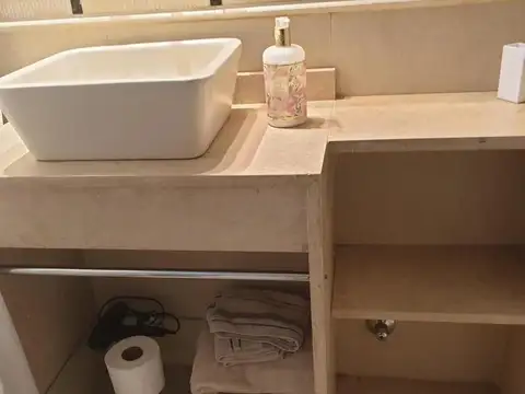 Departamento 2 ambientes con 1 baño