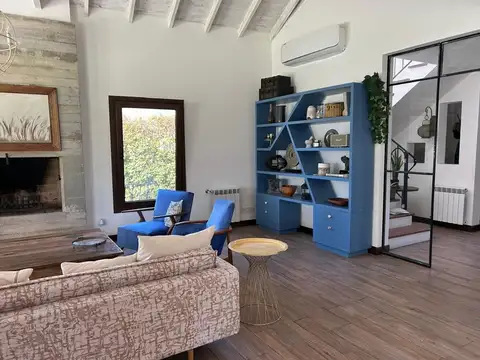 Casa en Alquiler de 3 dormitorios