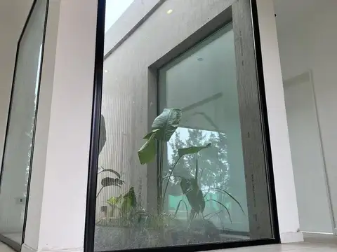Casa en Alquiler al Este