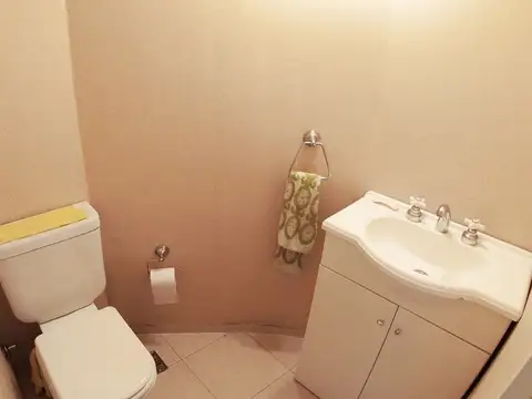 Departamento 4 ambientes con 3 baños