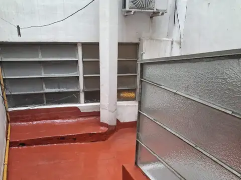 DEPTO. 2 AMBIENTES Y MEDIOS A MTS. DE LOPE DE VEGA -  PLANTA BAJA