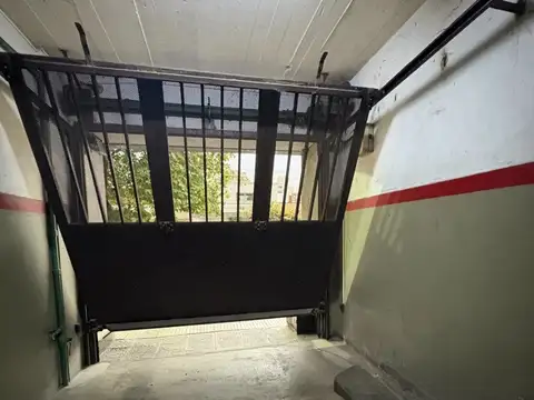 COCHERA DOBLE A LA VENTA EN VILLA URQUIZA 32 m²