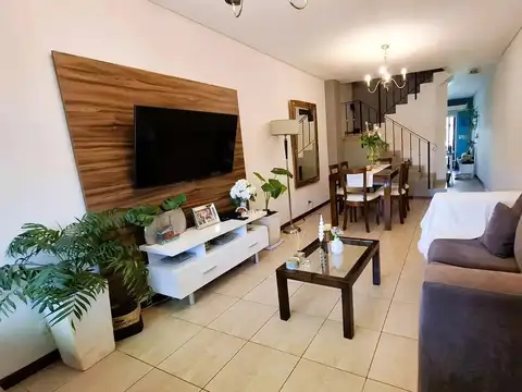 Departamento 4 ambientes con 2 baños