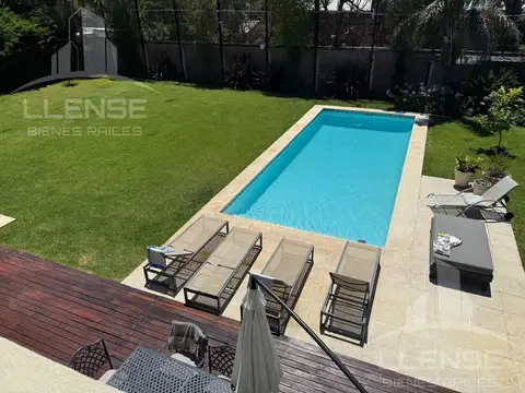 Casa de categoría 8 ambientes sobre 2 lotes en venta y alquiler -  Barrancas de Guido Quilmes