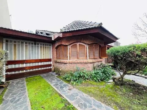 CASA 5 AMBIENTES VENTA EN BURZACO APTO CREDITO