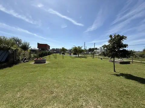 Lote 1.078 m2 con pileta Altos de Los Talas Apto Banco