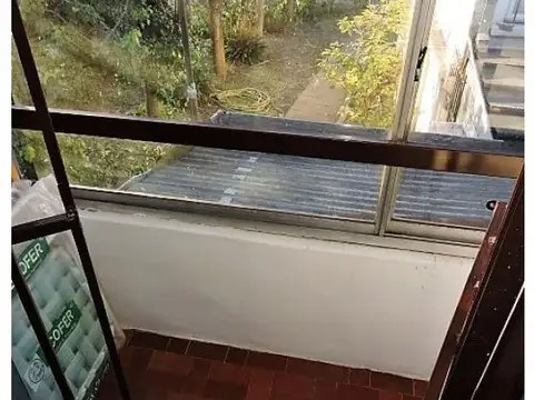 Depto Tipo Casa 2 ambientes con 1 baño