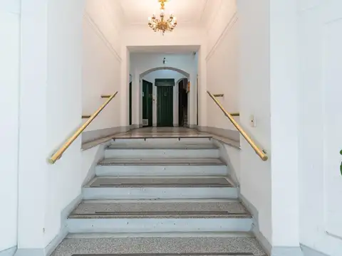 Departamento 11 ambientes con 3 baños
