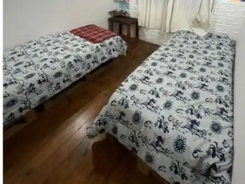 VENTA de DOS AMPLIAS CABAÑAS de 3 ambientes - Balneario CAMET NORTE