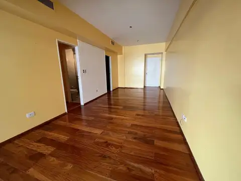 Bulnes 1700, Piso 8