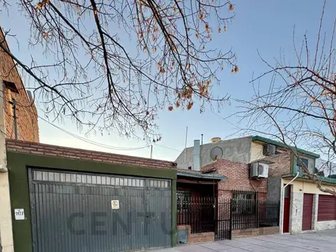 Avenida San Martin 1400, Piso 0