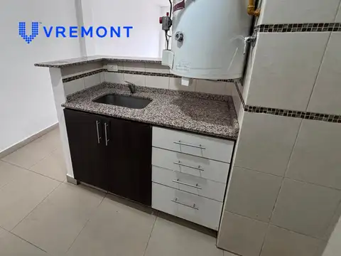 Departamento en Alquiler en Pompeya, $ 800.000