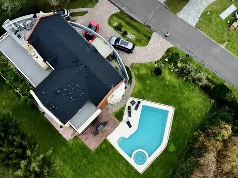 Venta Casa Country Banco Provincia 7 ambientes en Moreno