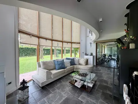 Casa en Venta en Francisco Álvarez, USD 580.000