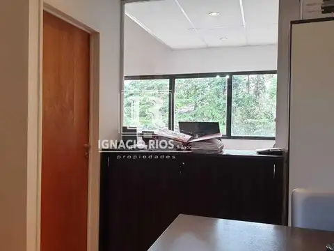 Oficina en Alquiler en Lomas de San Isidro, USD 600